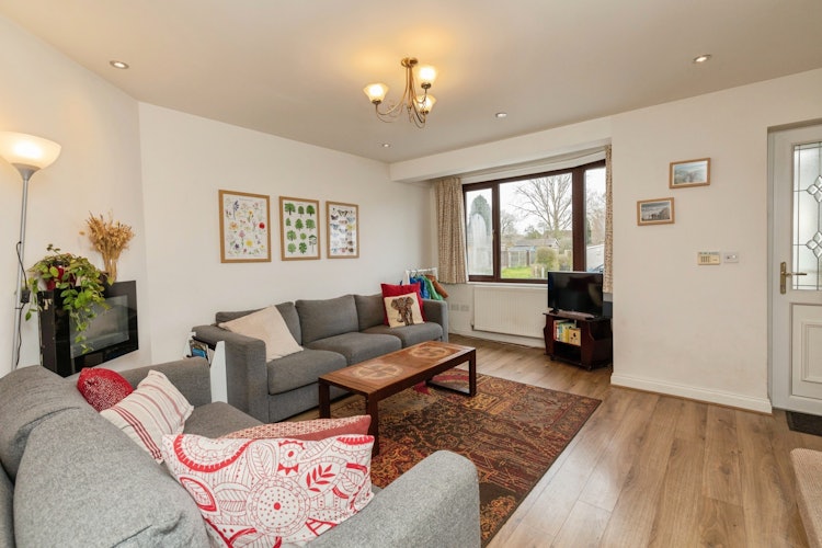 3 bedroom terraced house
