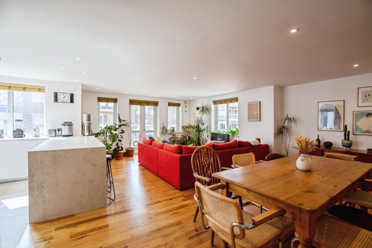 2 bedroom flat