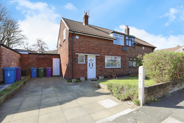 3 bedroom semi-detached house