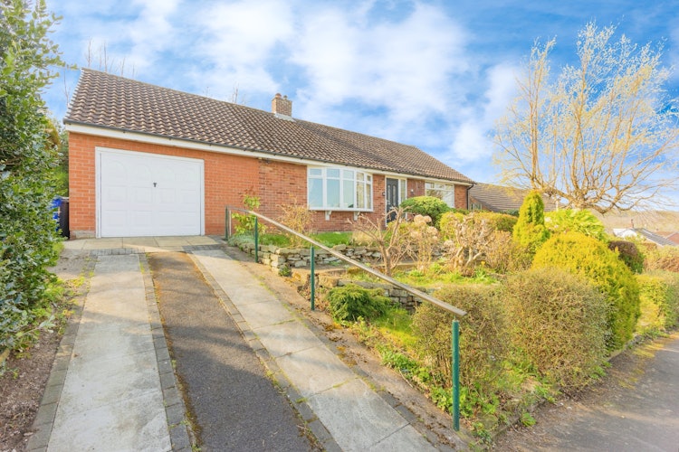3 bedroom detached bungalow