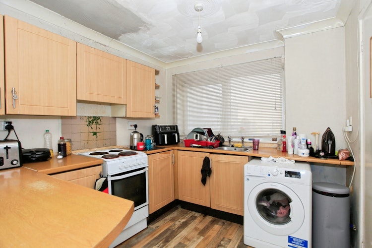 3 bedroom terraced house