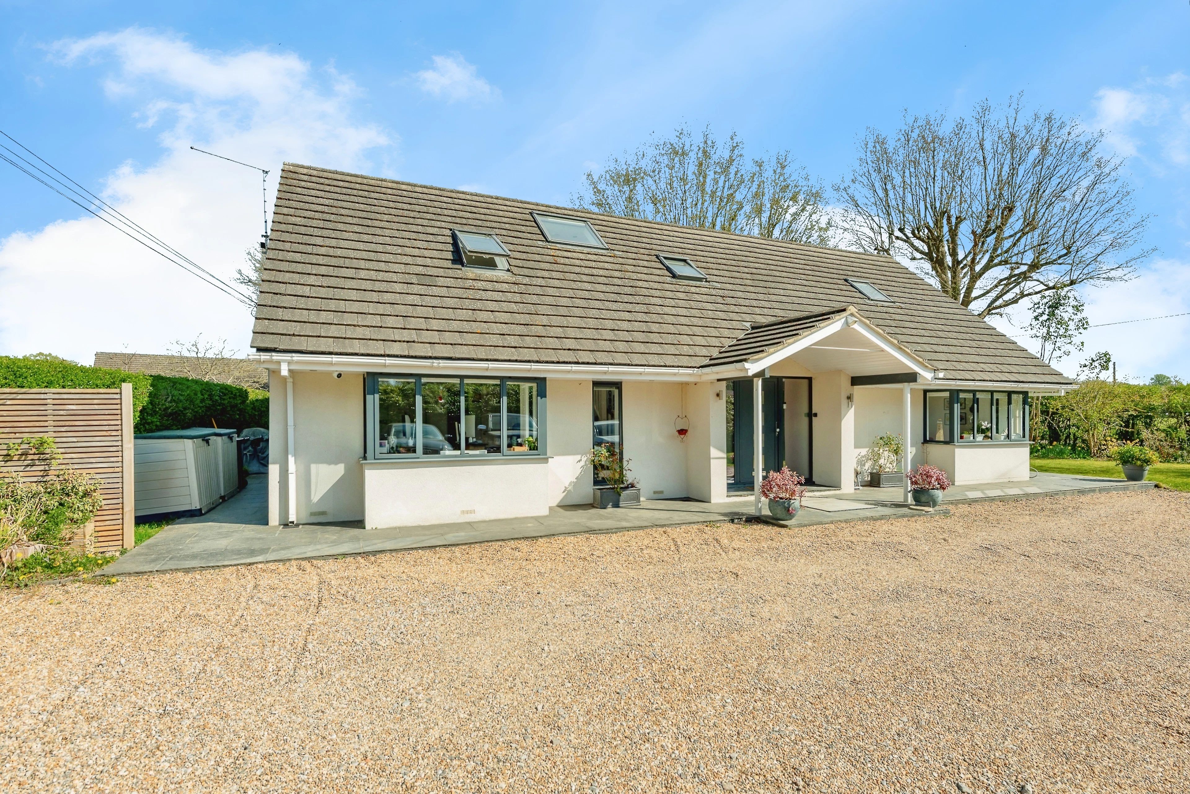 Redehall Road, Horley