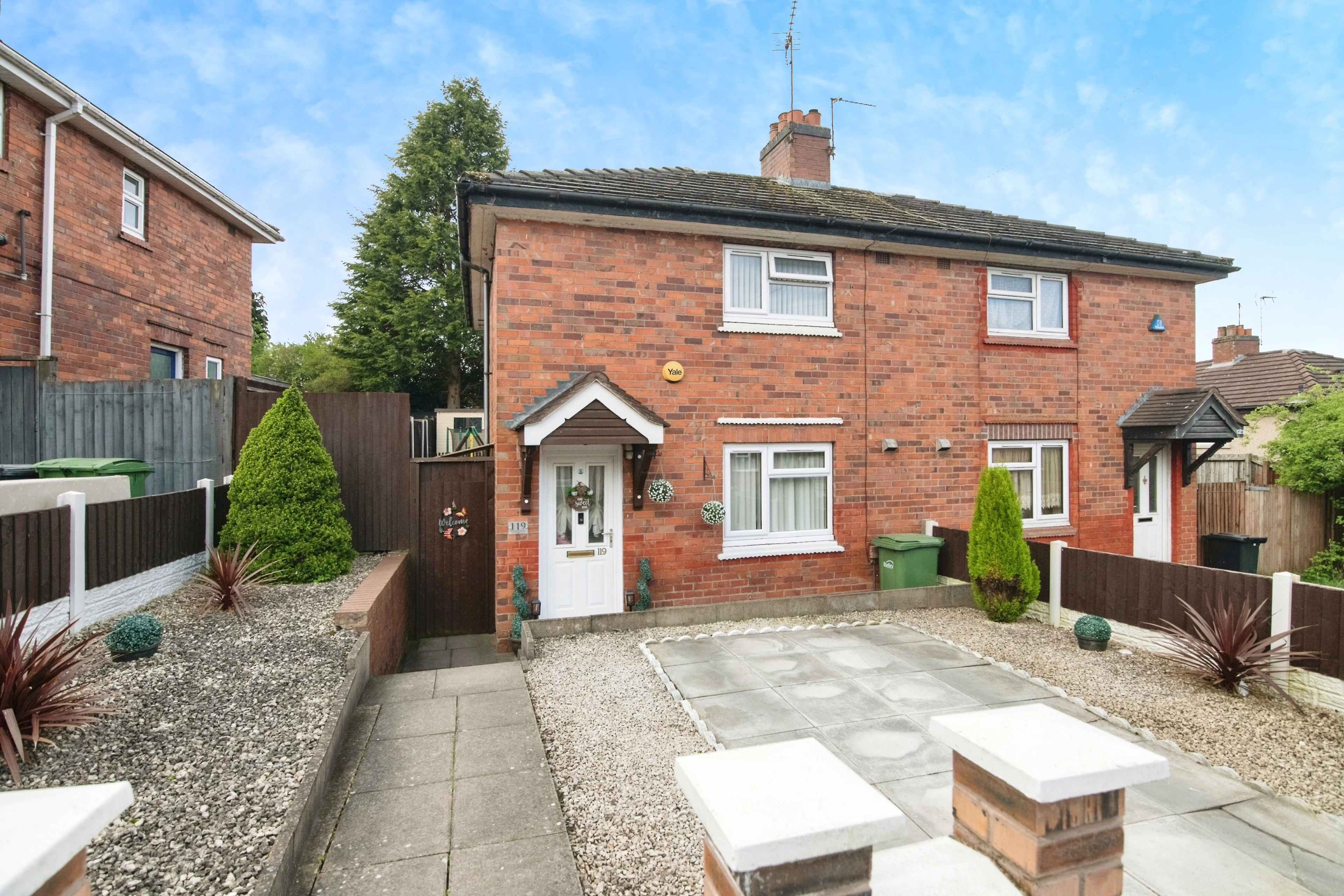 Meadow Road, Dudley