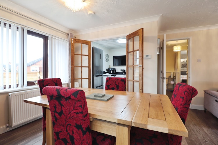 2 bedroom detached bungalow