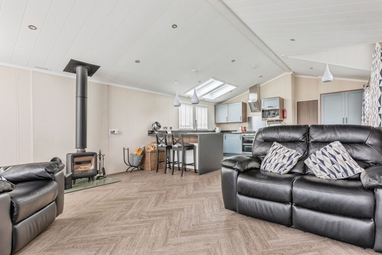 2 bedroom lodge