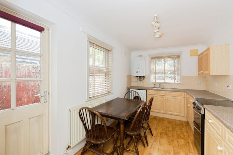 2 bedroom terraced house