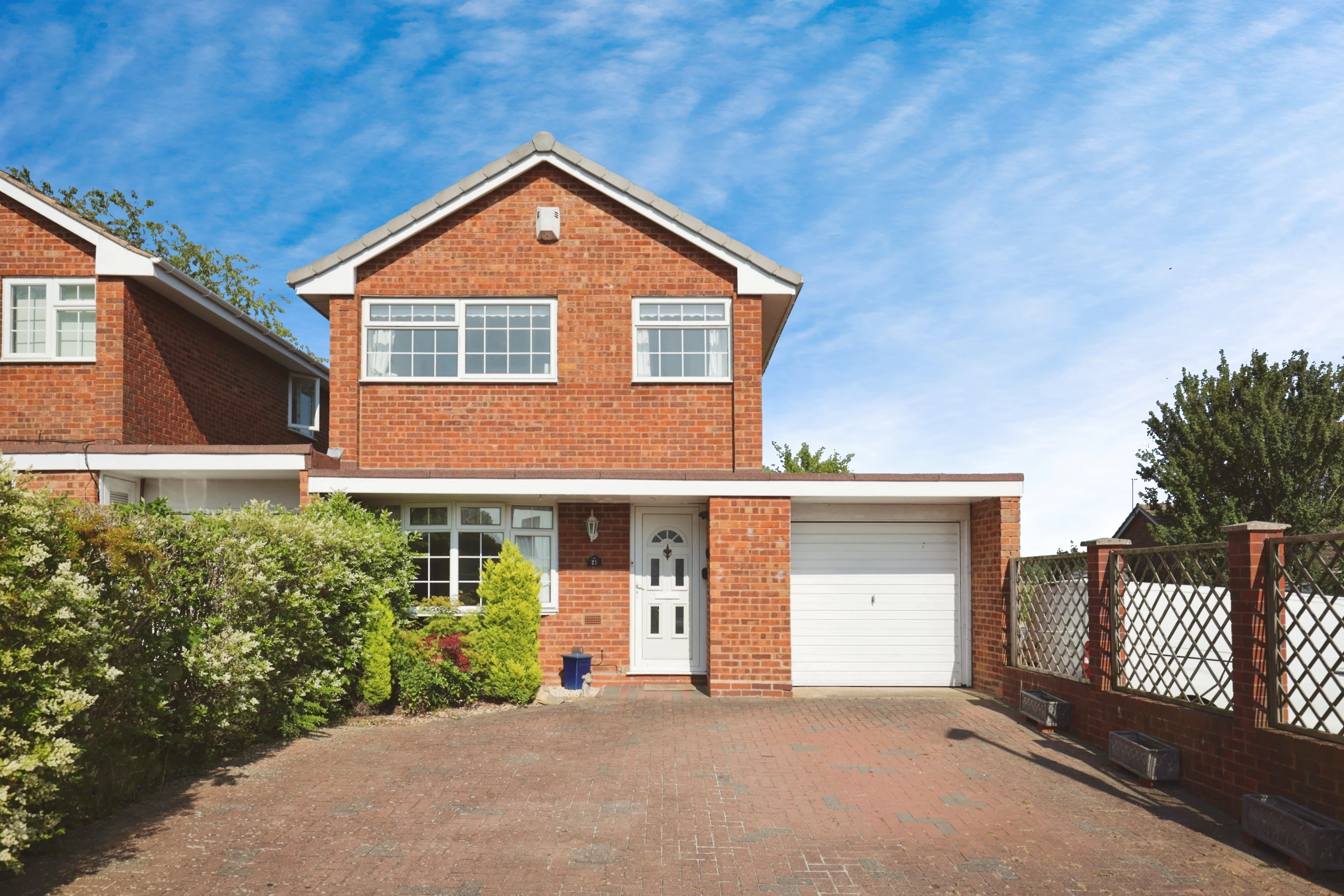 Hicks Close, Warwick