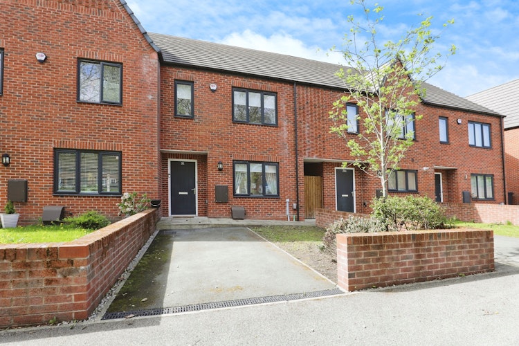 2 bedroom terraced house