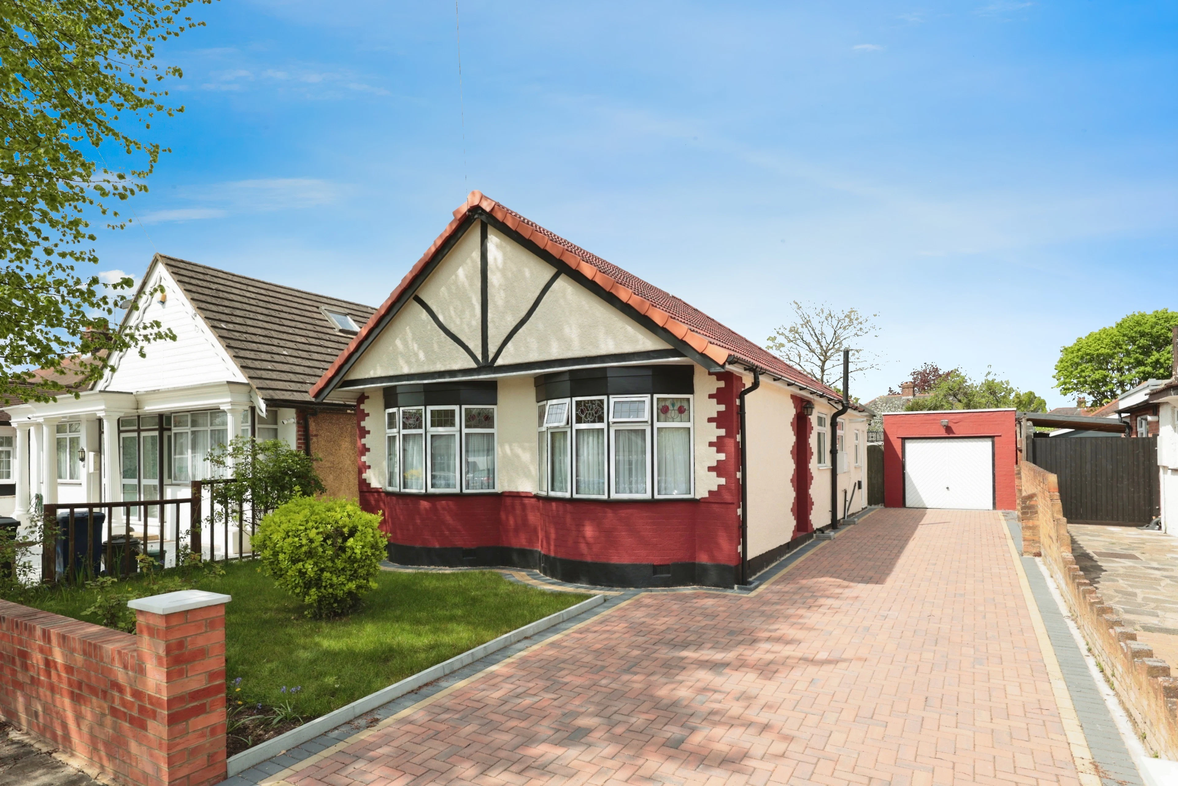 Dukes Avenue, Northolt