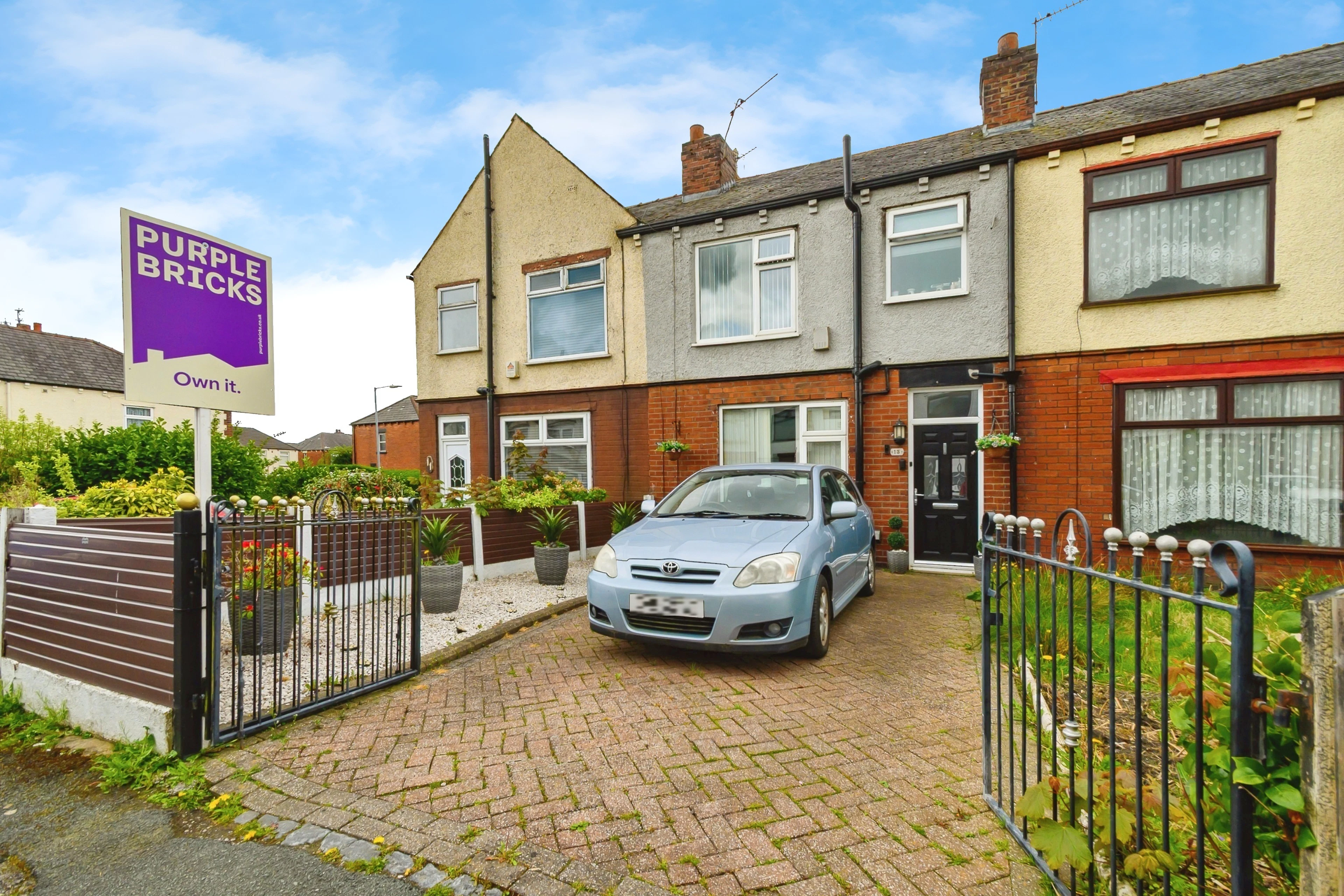 Bowgreave Avenue, Bolton