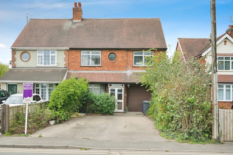 3 bedroom semi-detached house