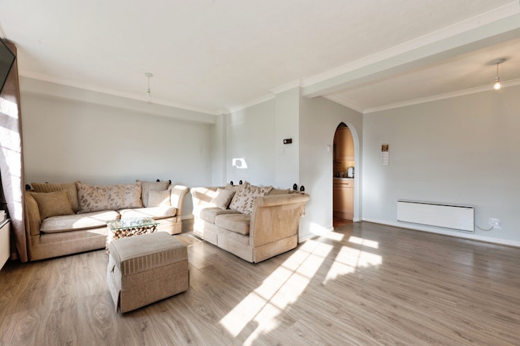 2 bedroom flat