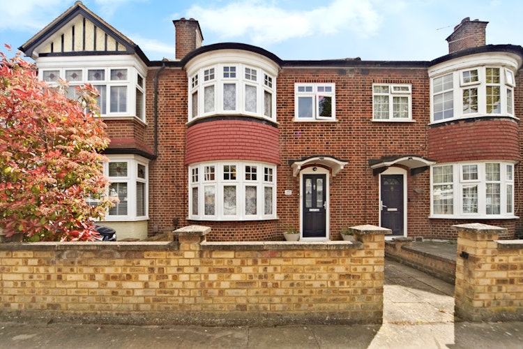 4 bedroom terraced house