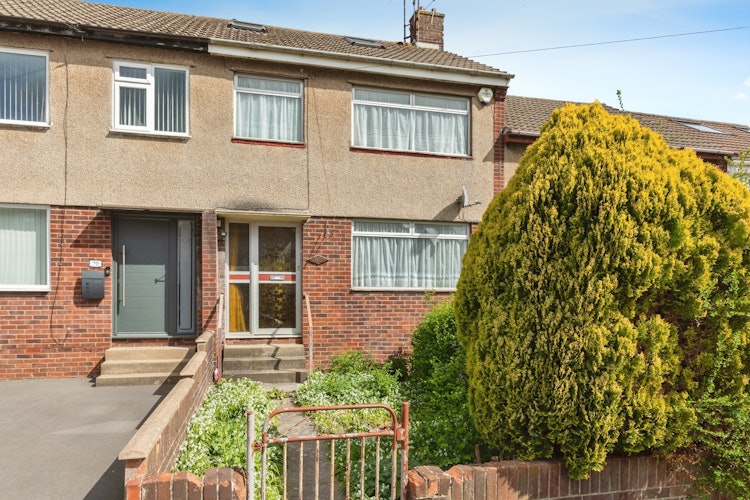 4 bedroom terraced house