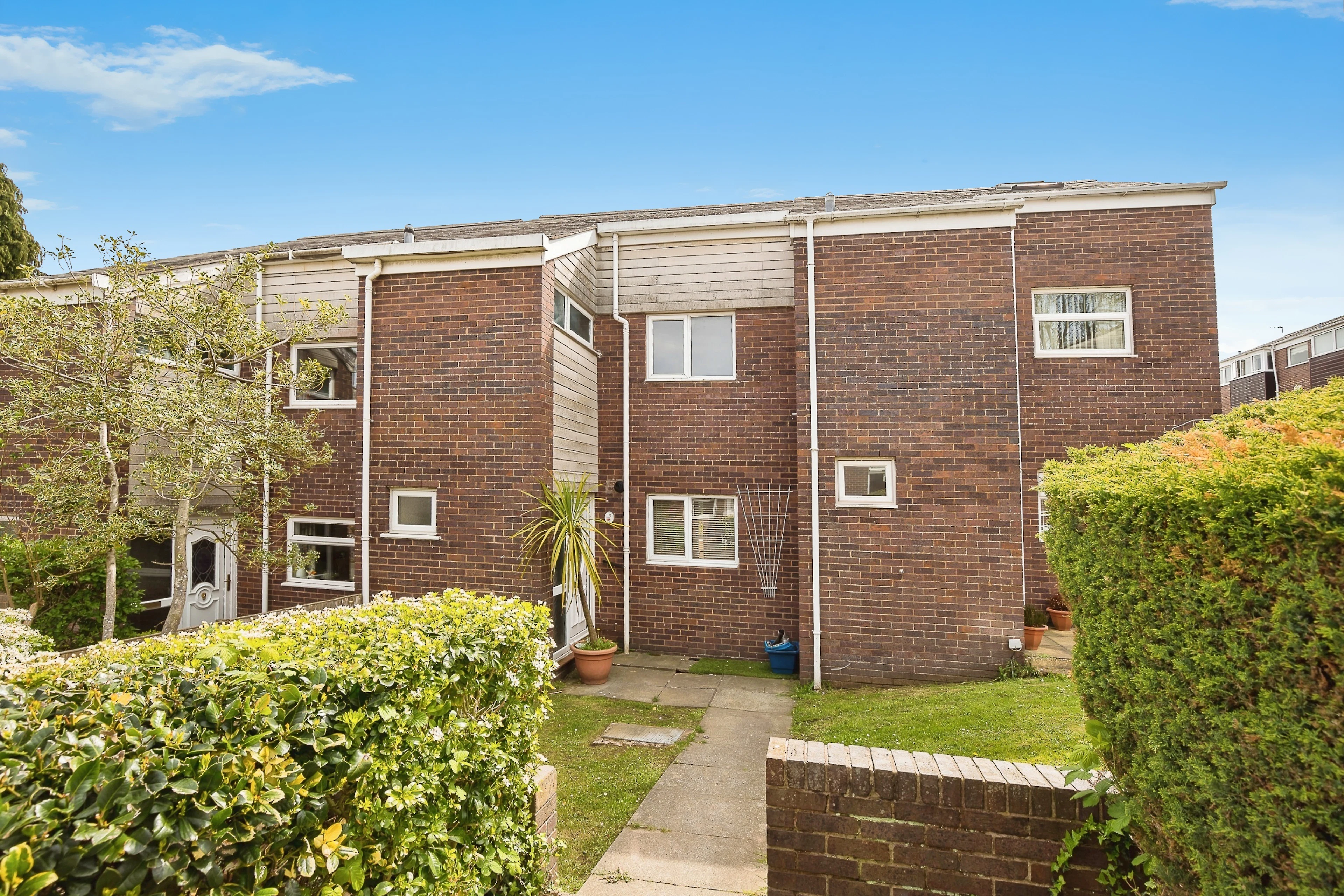 Tudor Close, Holywell