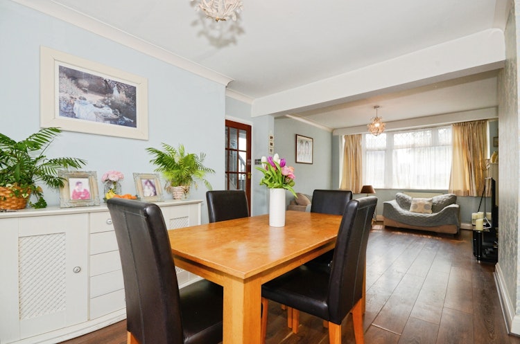3 bedroom semi-detached house