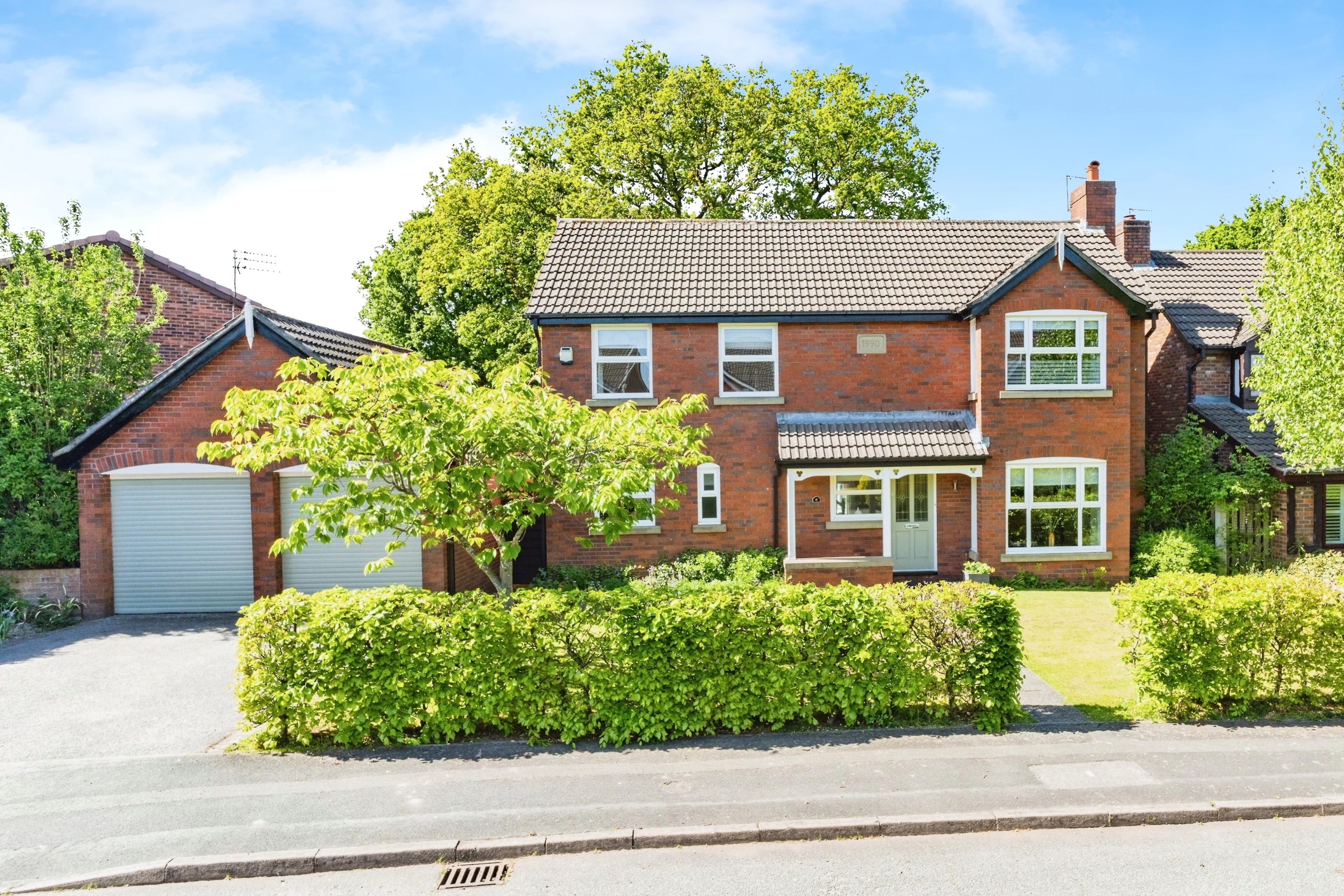 Teddington Close, Warrington