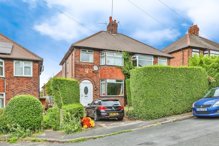 3 bedroom semi-detached house