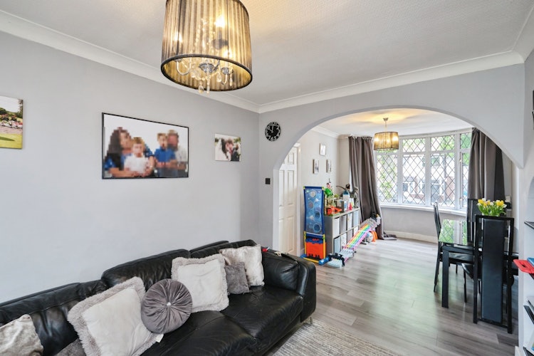 3 bedroom semi-detached house