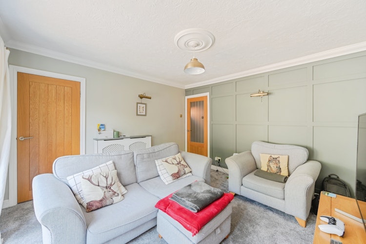 3 bedroom semi-detached house