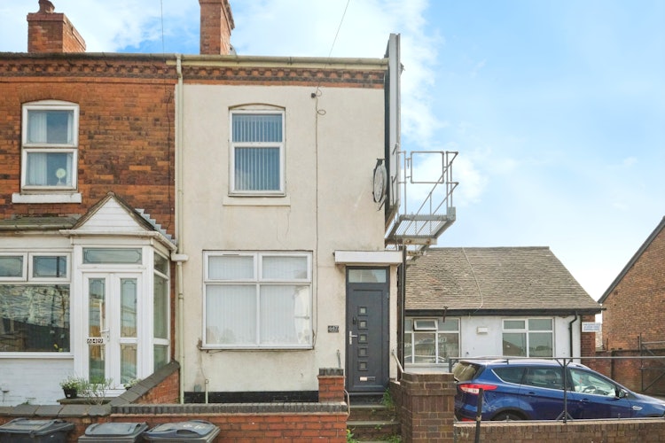 2 bedroom terraced house