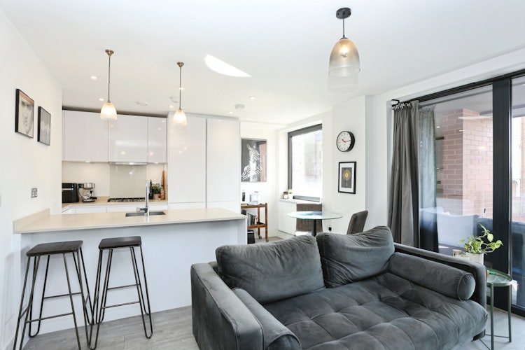 2 bedroom apartment
