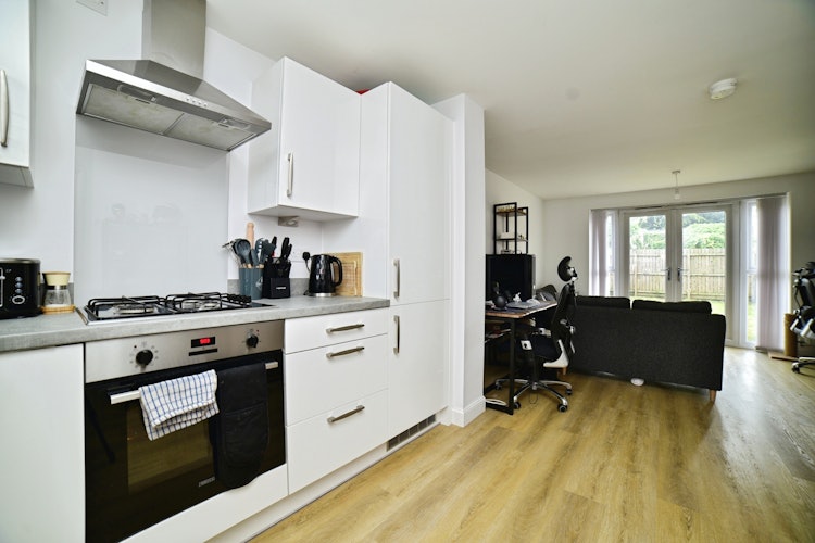 2 bedroom semi-detached house