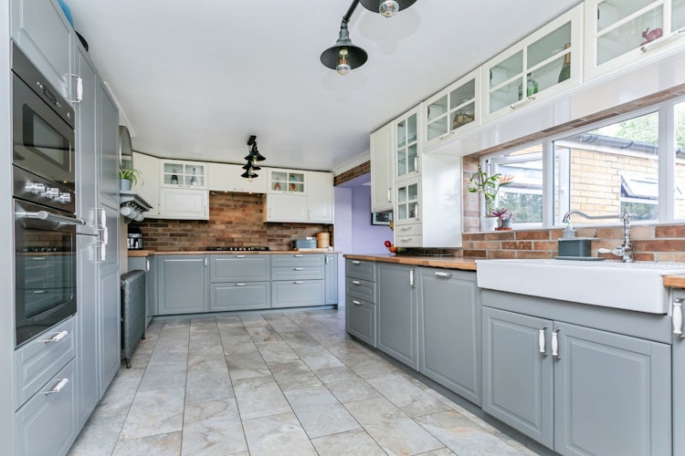 3 bedroom semi-detached house