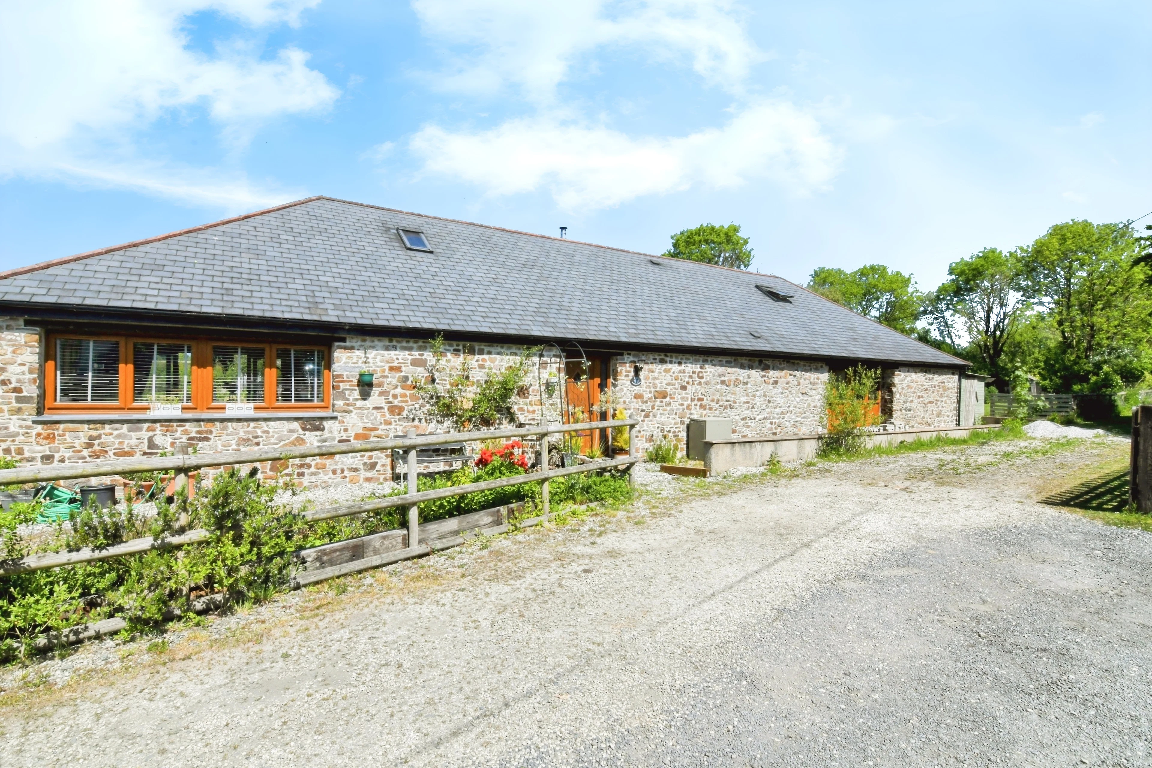 ,, Holsworthy