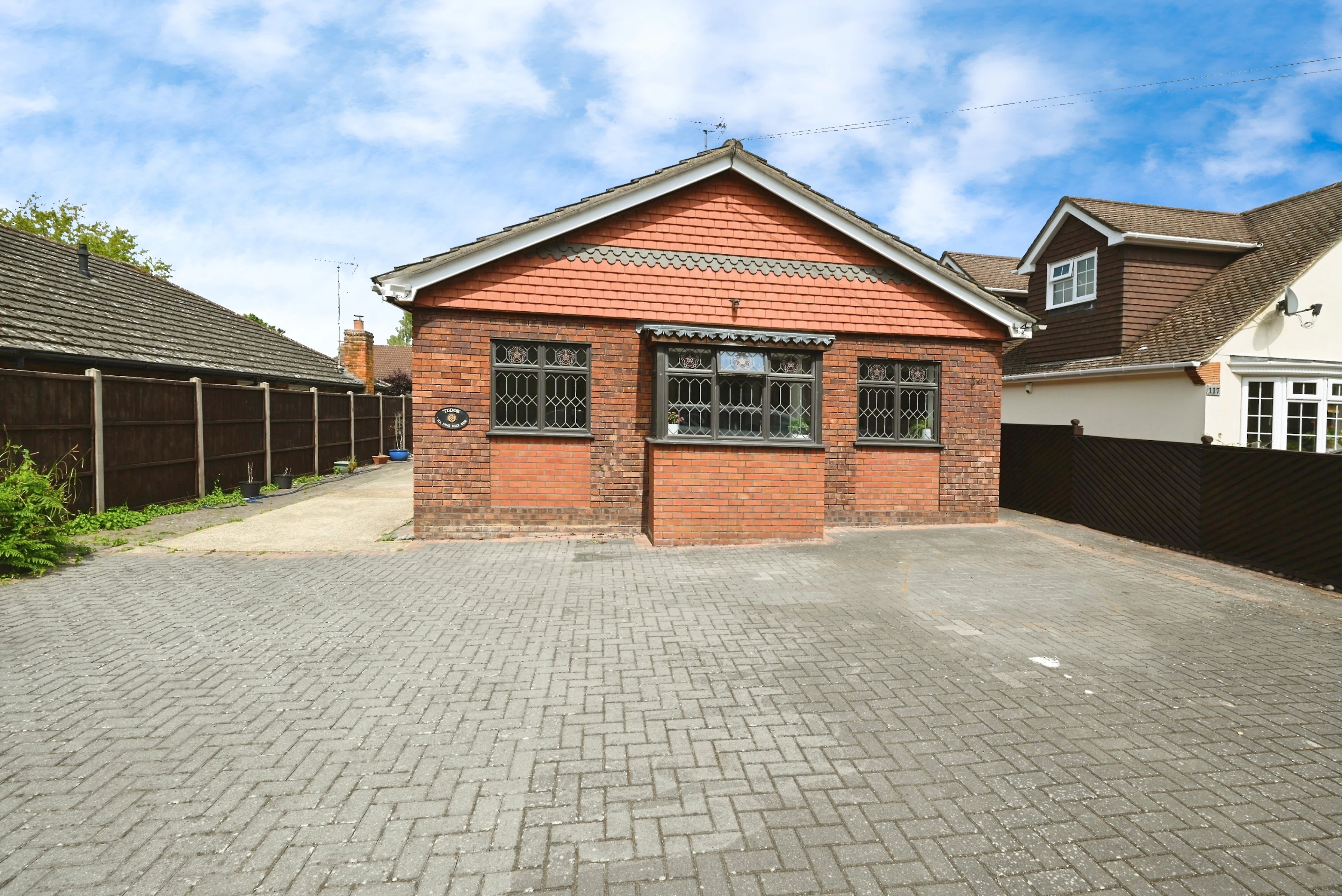 Nine Mile Ride, Wokingham