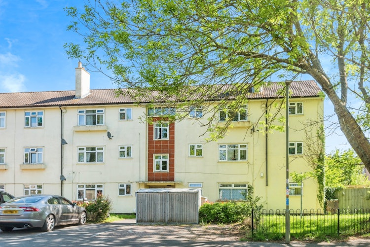 2 bedroom ground floor flat