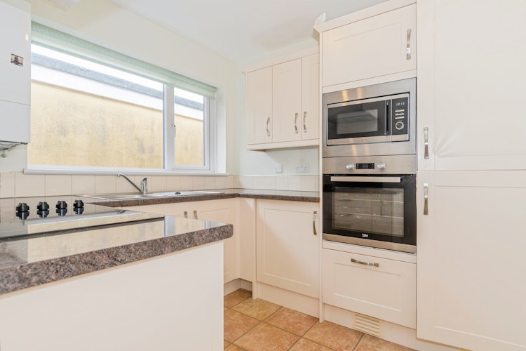 3 bedroom detached bungalow