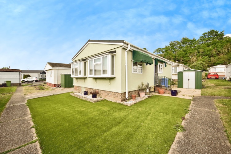 2 bedroom park home