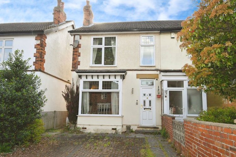 3 bedroom semi-detached house