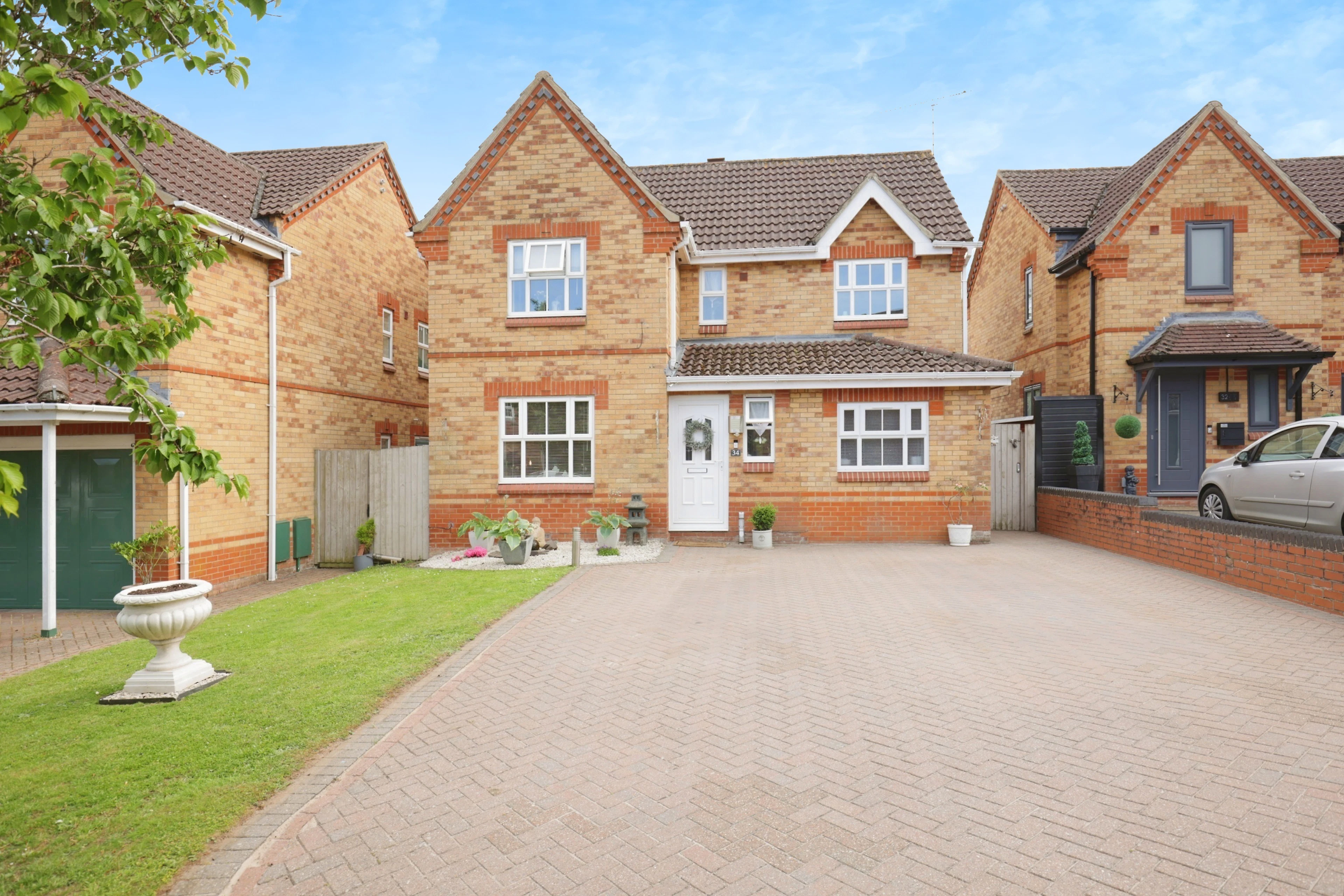 Larch Drive, Daventry