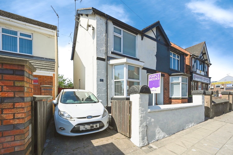 3 bedroom semi-detached house