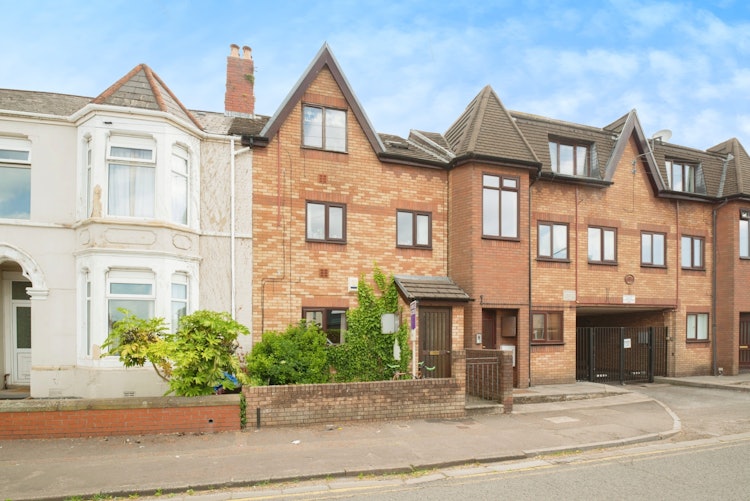 1 bedroom ground floor flat