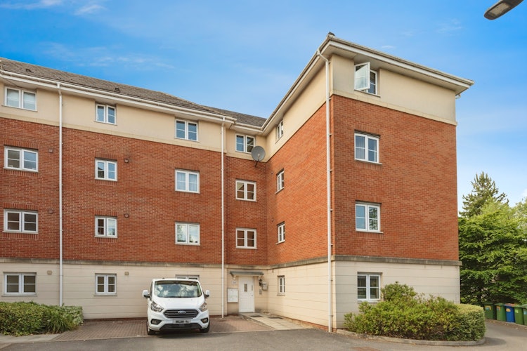 2 bedroom flat