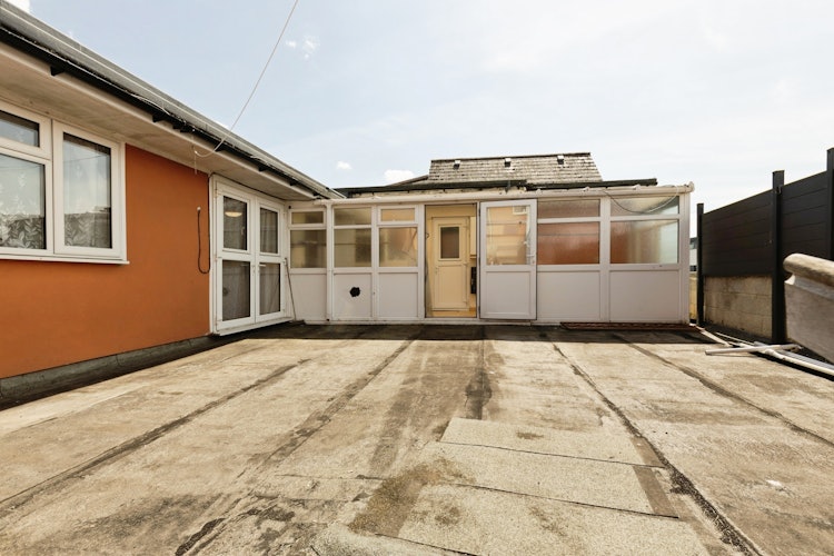 3 bedroom block of apartments