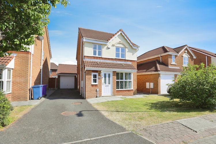3 bedroom detached house