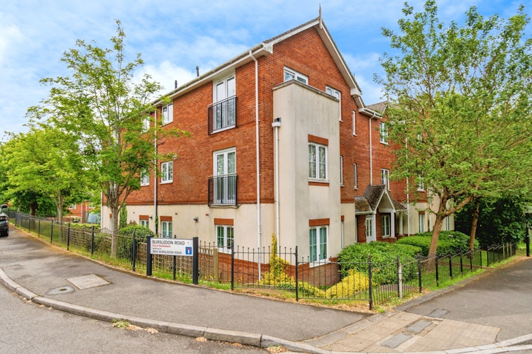 2 bedroom flat
