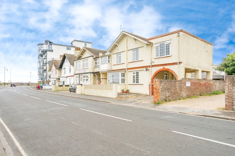 1 bedroom flat