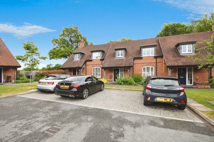 2 bedroom semi-detached house