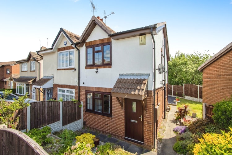 2 bedroom semi-detached house