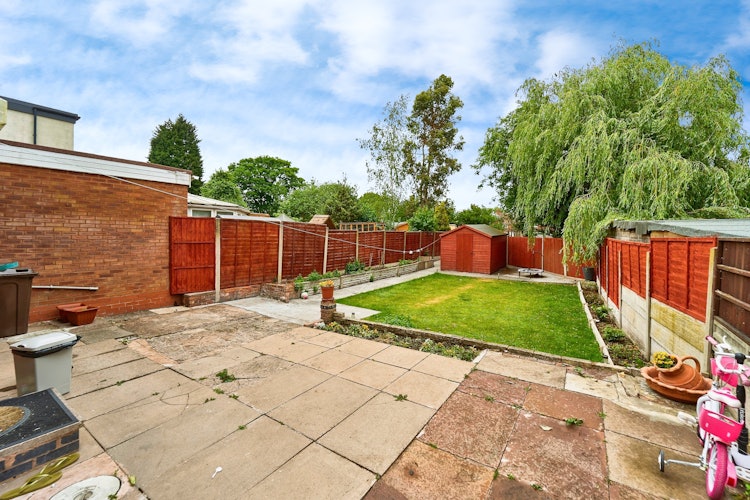 3 bedroom semi-detached house