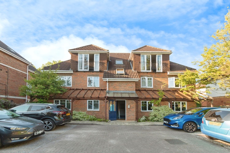 1 bedroom flat