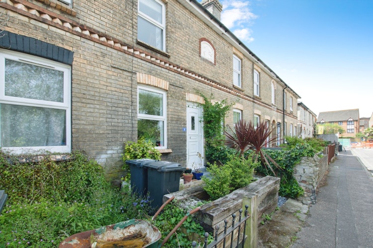 3 bedroom terraced house