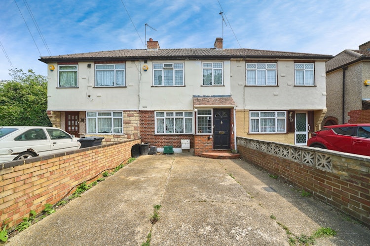 3 bedroom terraced house