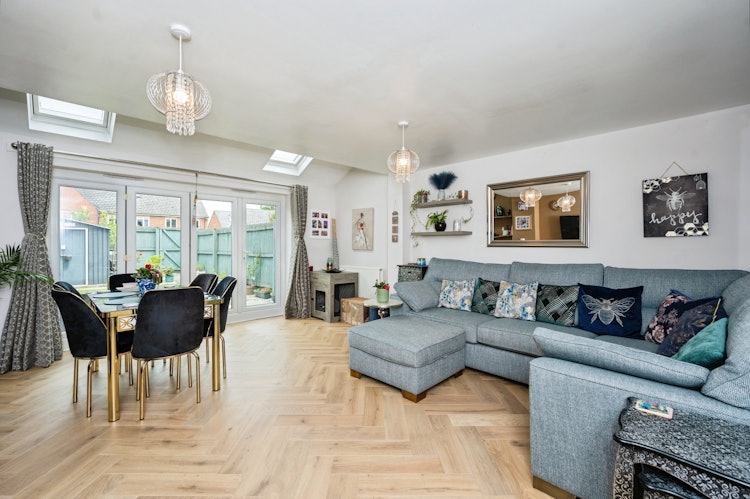 3 bedroom terraced house