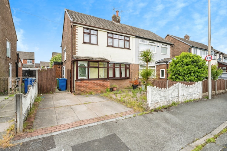 3 bedroom semi-detached house